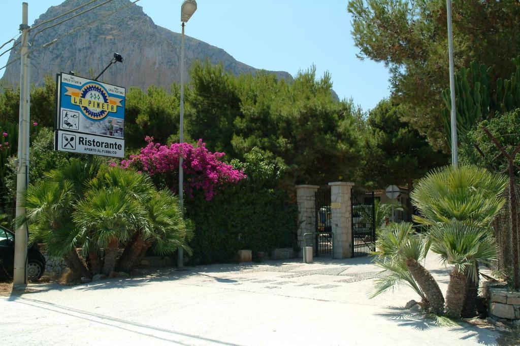 Camping Village La Pineta 圣维托罗卡波 外观 照片