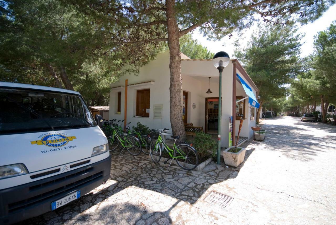Camping Village La Pineta 圣维托罗卡波 外观 照片